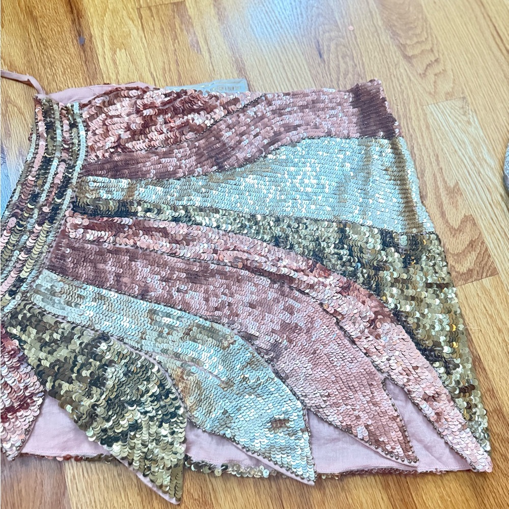 Cher mini skirt in studio 54. Jen’s pirate booty. Purchased from Revolve - Picture 3 of 4